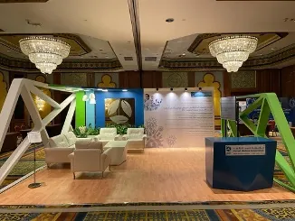 Truss-frame lounge stand as built in a hotel ballroom